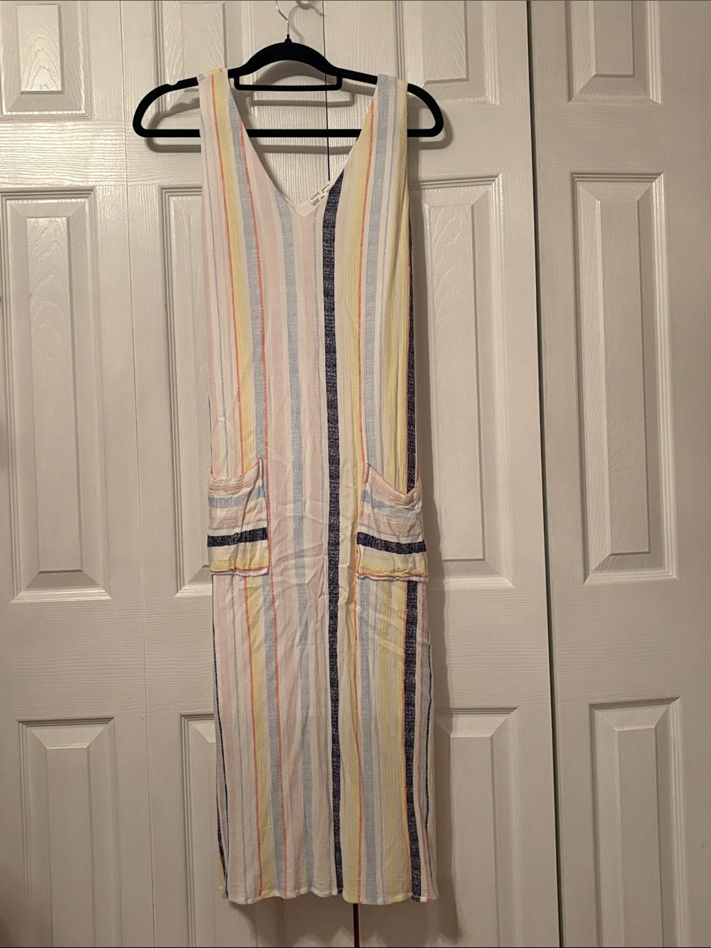 Sleeveless Striped Dress White w/ Pastel w/ Pockets Size Large